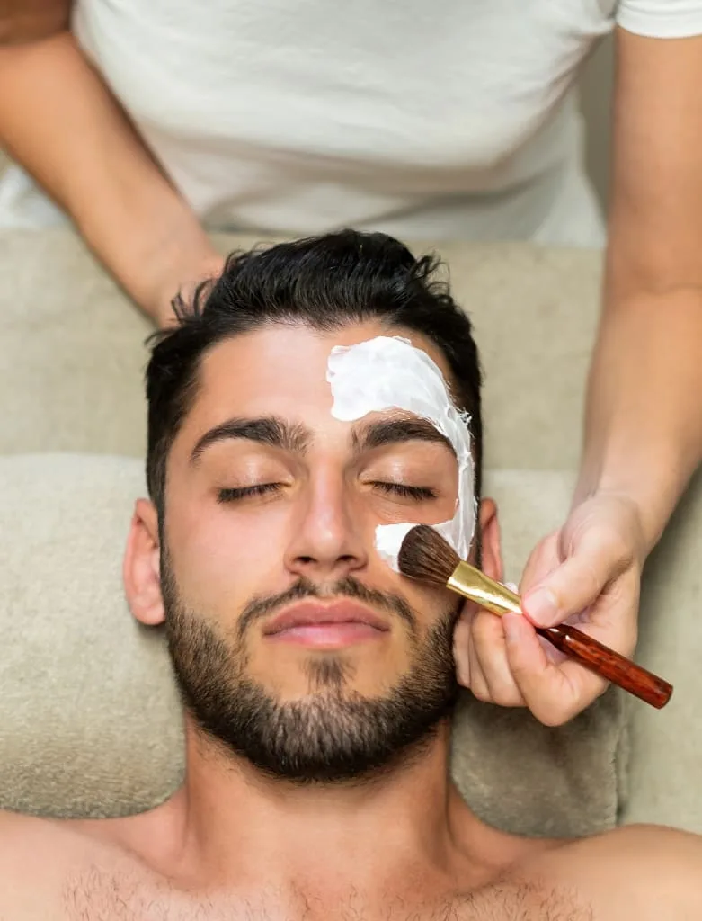 Limpieza facial profunda en Valencia